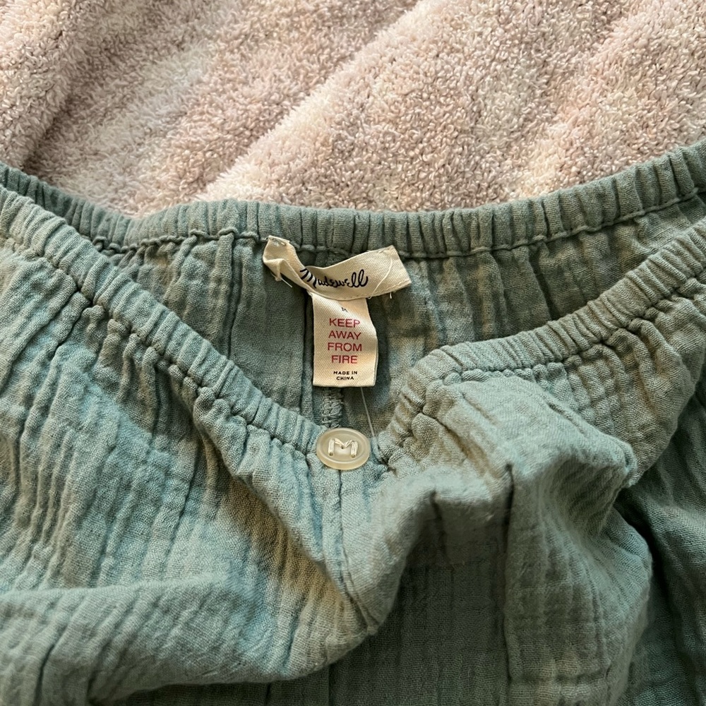 Linen pjs - Picture 3 of 4